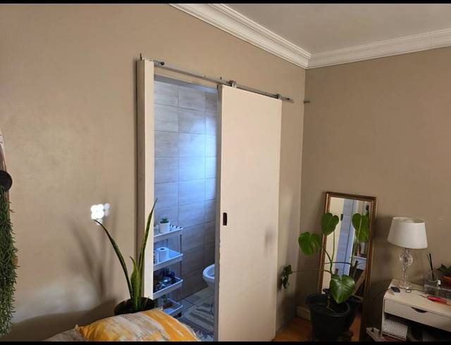 5 BEDROOM HOUSE FOR SALE IN MANDELA PARK